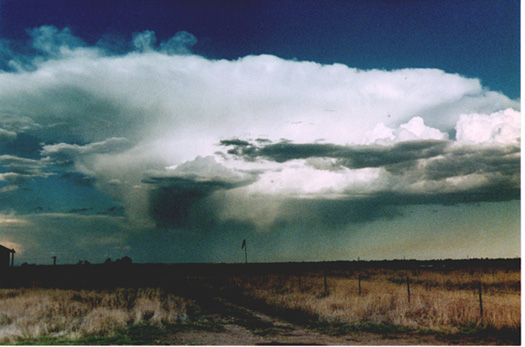 Dry Thunderstorm photograph of a dry thunderstorm